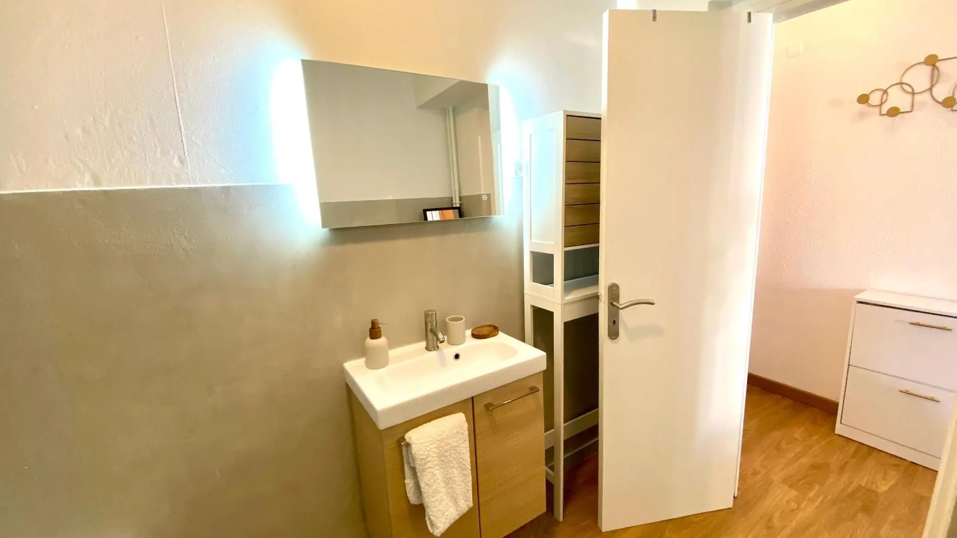 Apartment Charming Flat Close To Palais Des Festivals Le Cannet